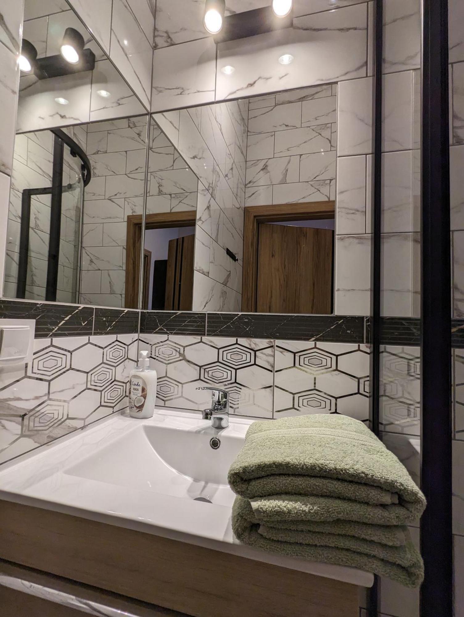 Apartment A1 In Downtown Of Краків Екстер'єр фото